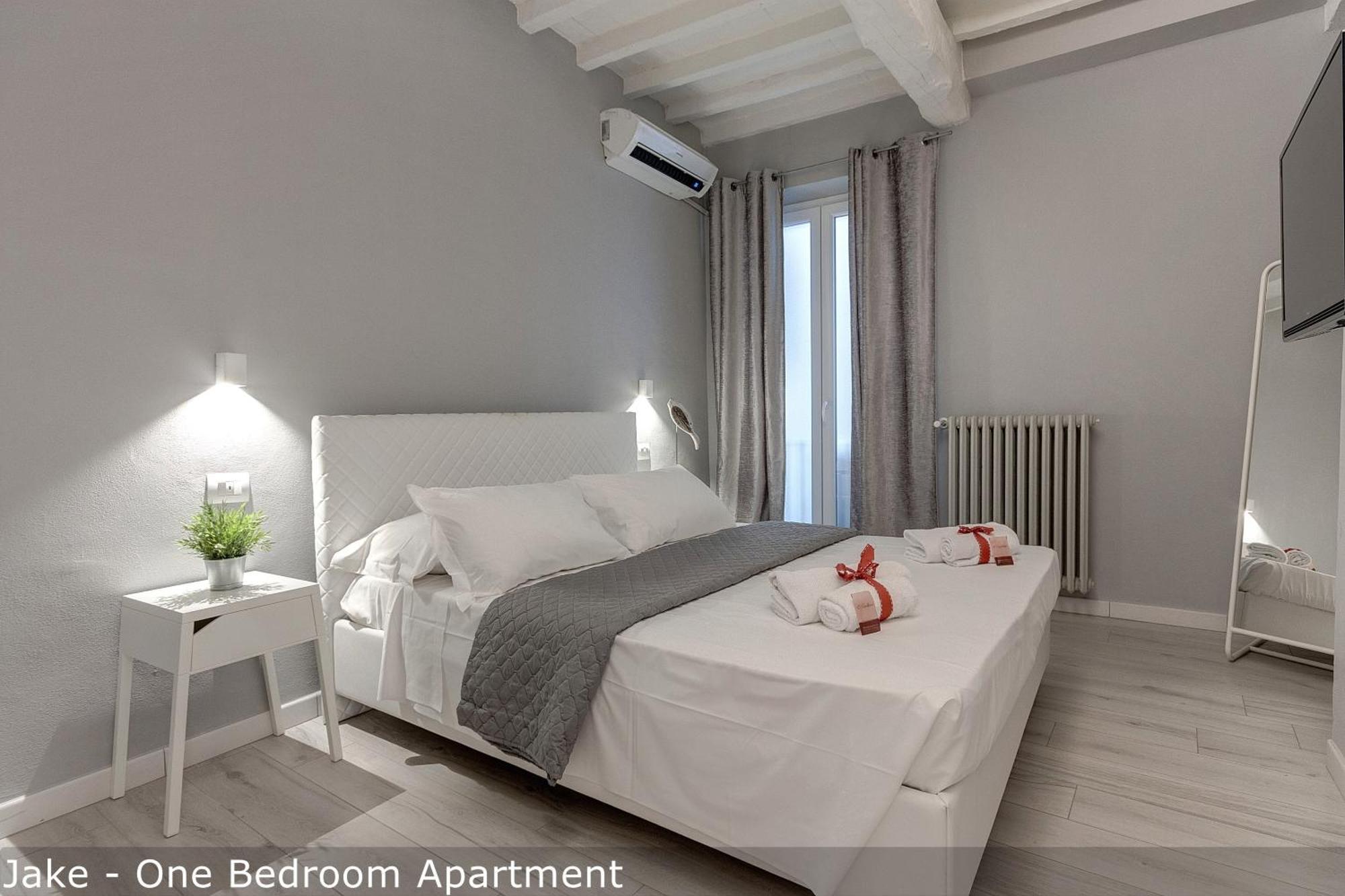 Jake & Francis Apartments By Mamo Флоренция Экстерьер фото